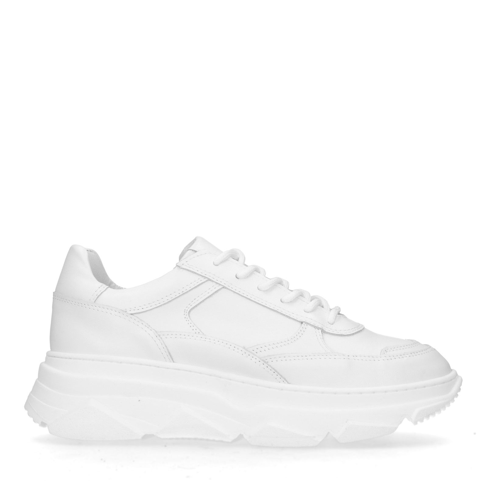 witte-sneakers-331xth-1.jpg